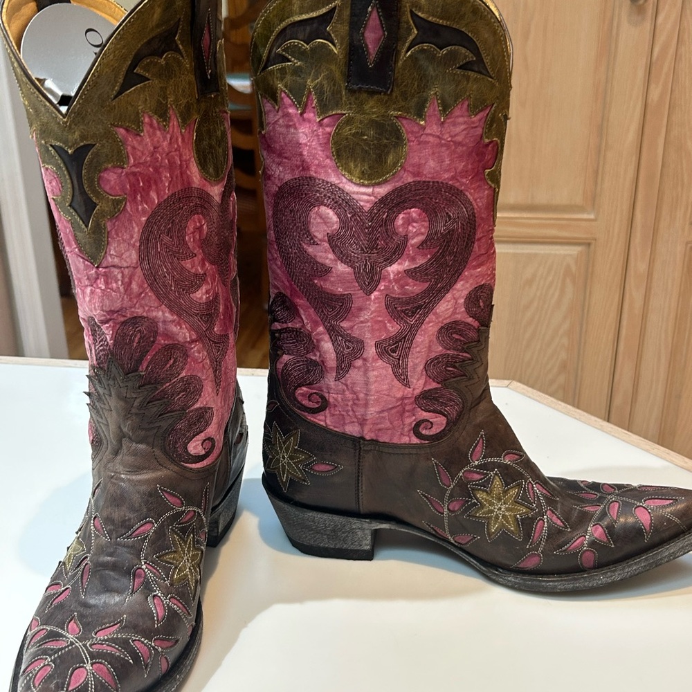 Old Gringo Pink and Brown Western Heeled Boots